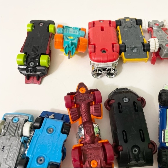 Lot of 24 Diecast Hot Wheels Toy scars - Picture 14 of 16